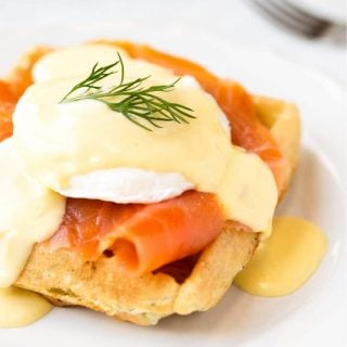 smoked salmon eggs benedict recipe