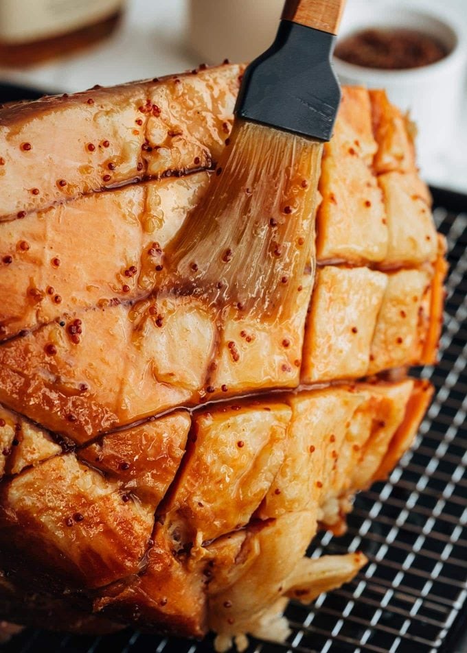 glazing a scored honey mustard ham