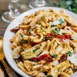 sun-dried tomato pasta salad with artichoke hearts