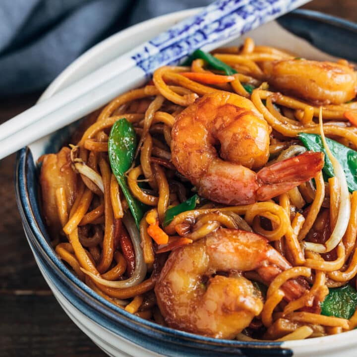 Shrimp Lo Mein (Restaurant Style) - Striped Spatula