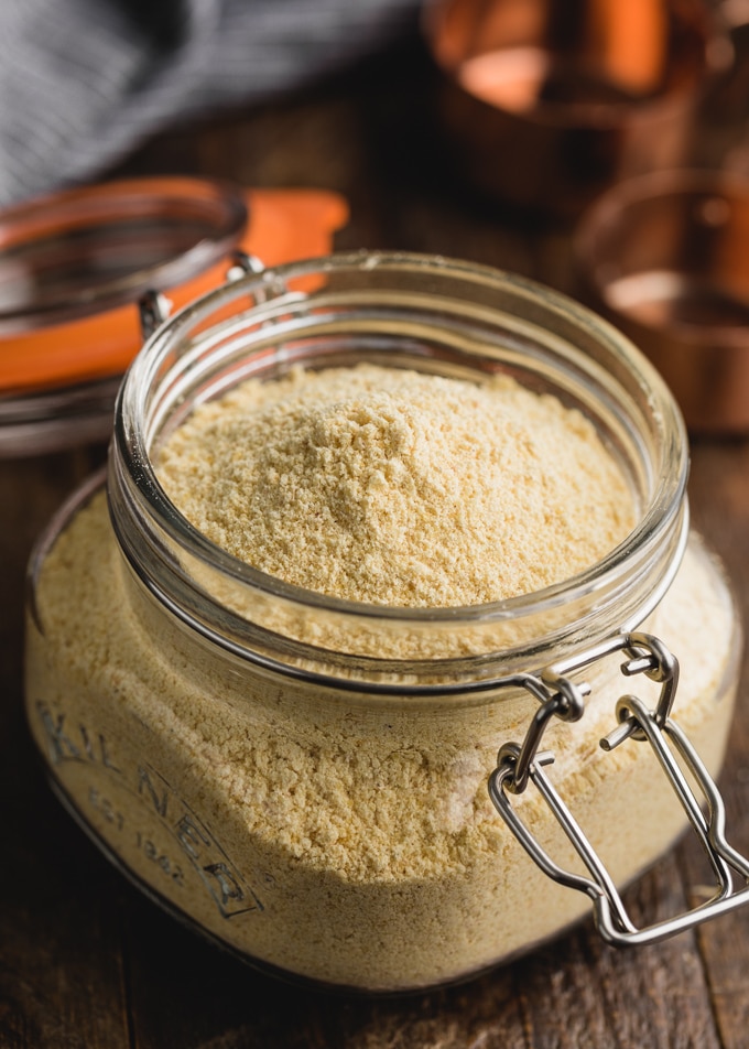 yellow organic cornmeal in a glass jar