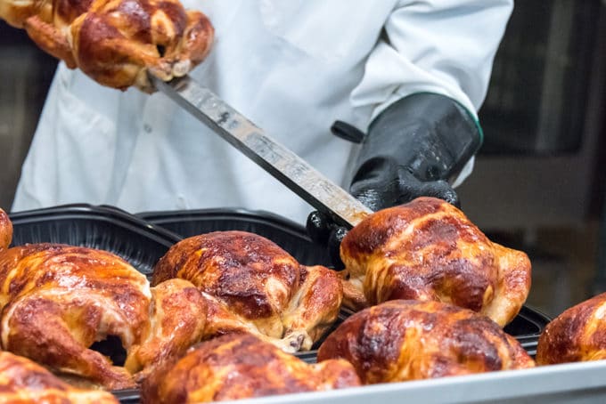 How to Pick the Juiciest Rotisserie Chicken at the Grocery Store