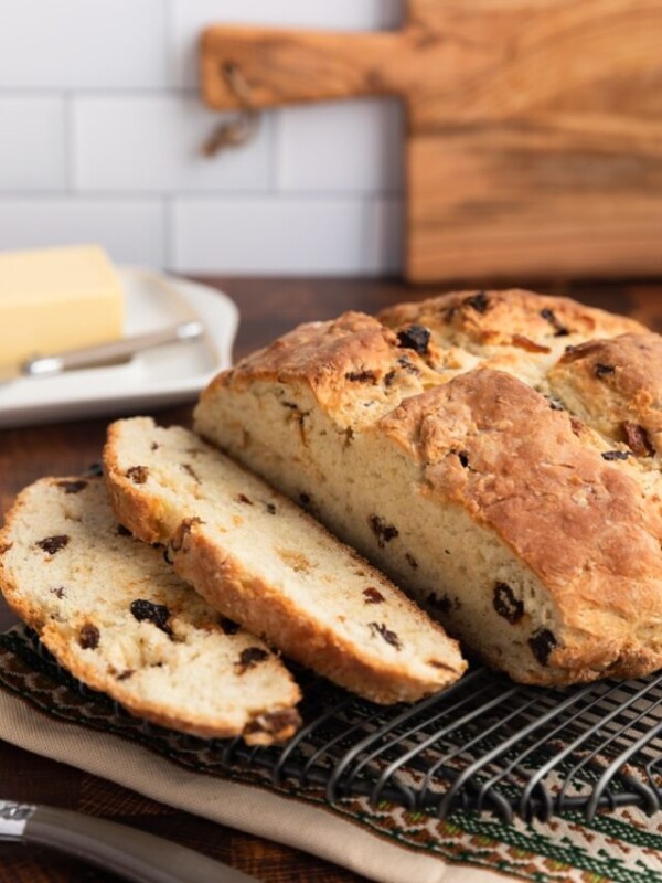 cropped-irish-soda-bread-american-style-9.jpg